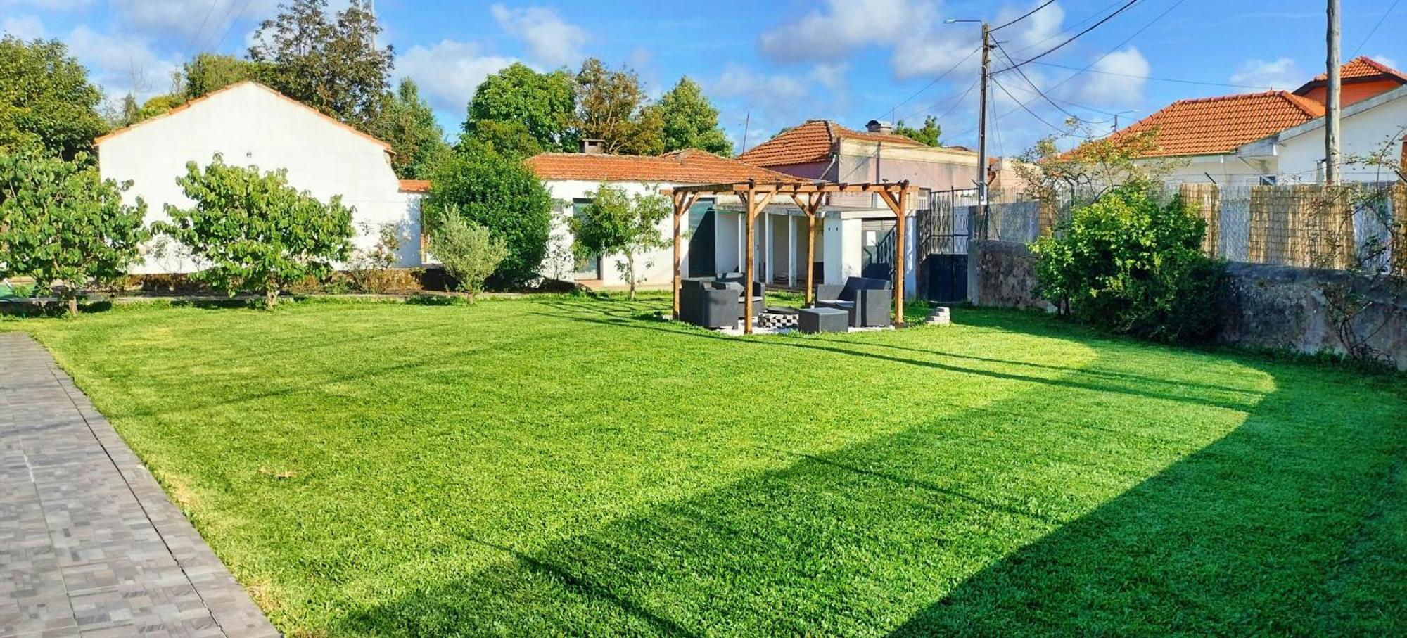 Вілла House With Pool And Garden In Esmoriz Near Porto Екстер'єр фото